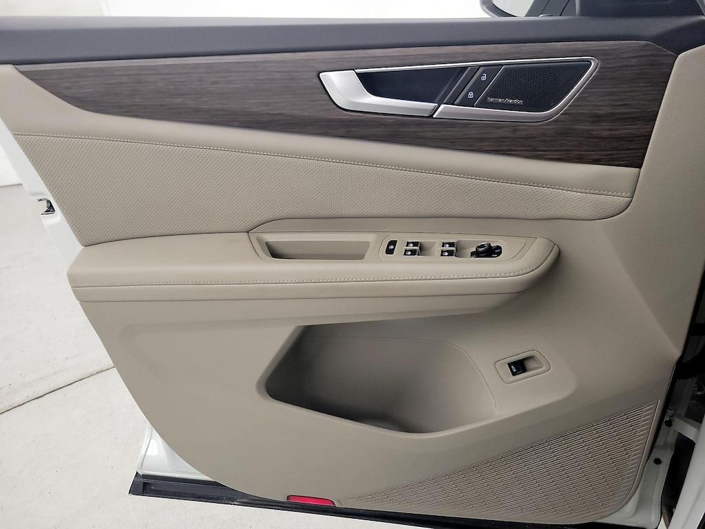 used 2024 Volkswagen Atlas car, priced at $47,998