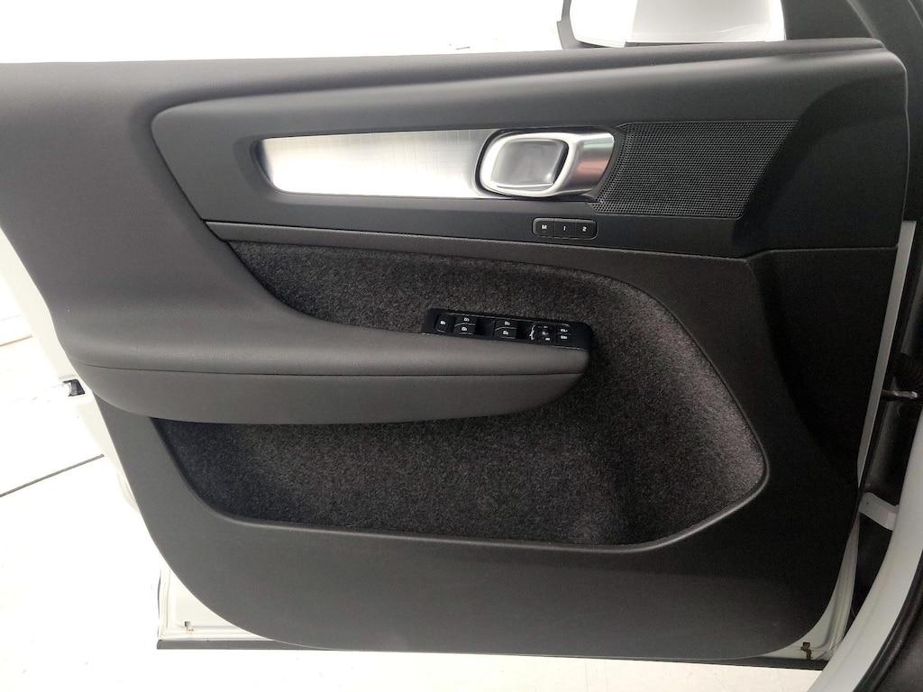 used 2024 Volvo XC40 car, priced at $32,998