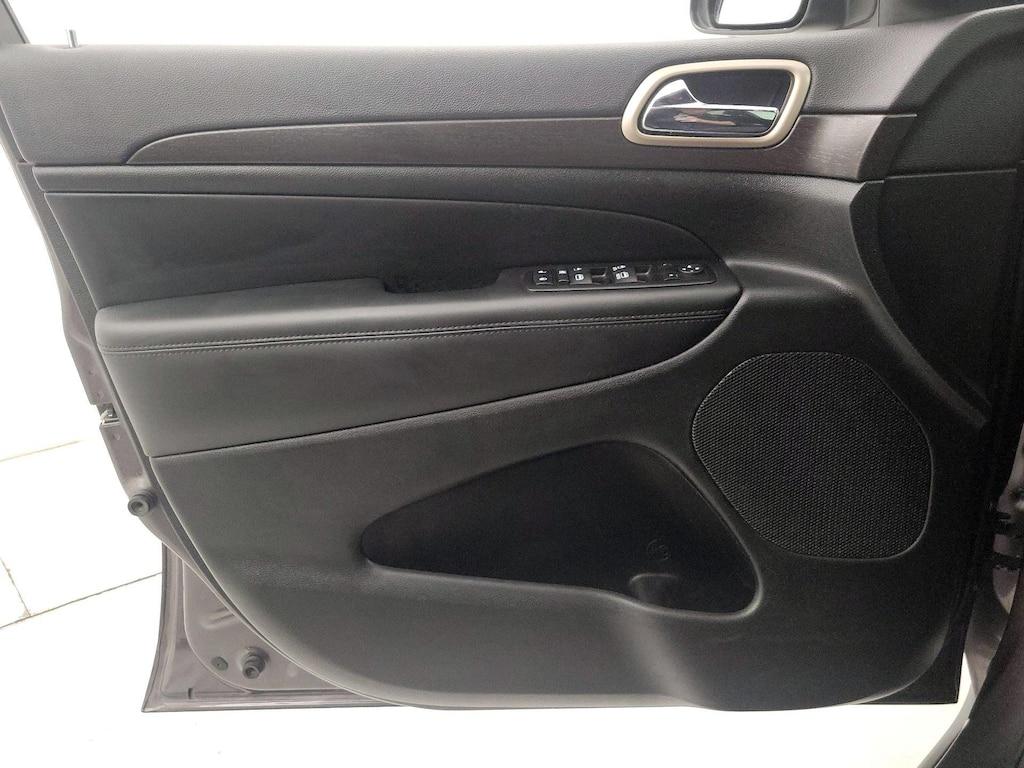 used 2015 Jeep Grand Cherokee car, priced at $17,998