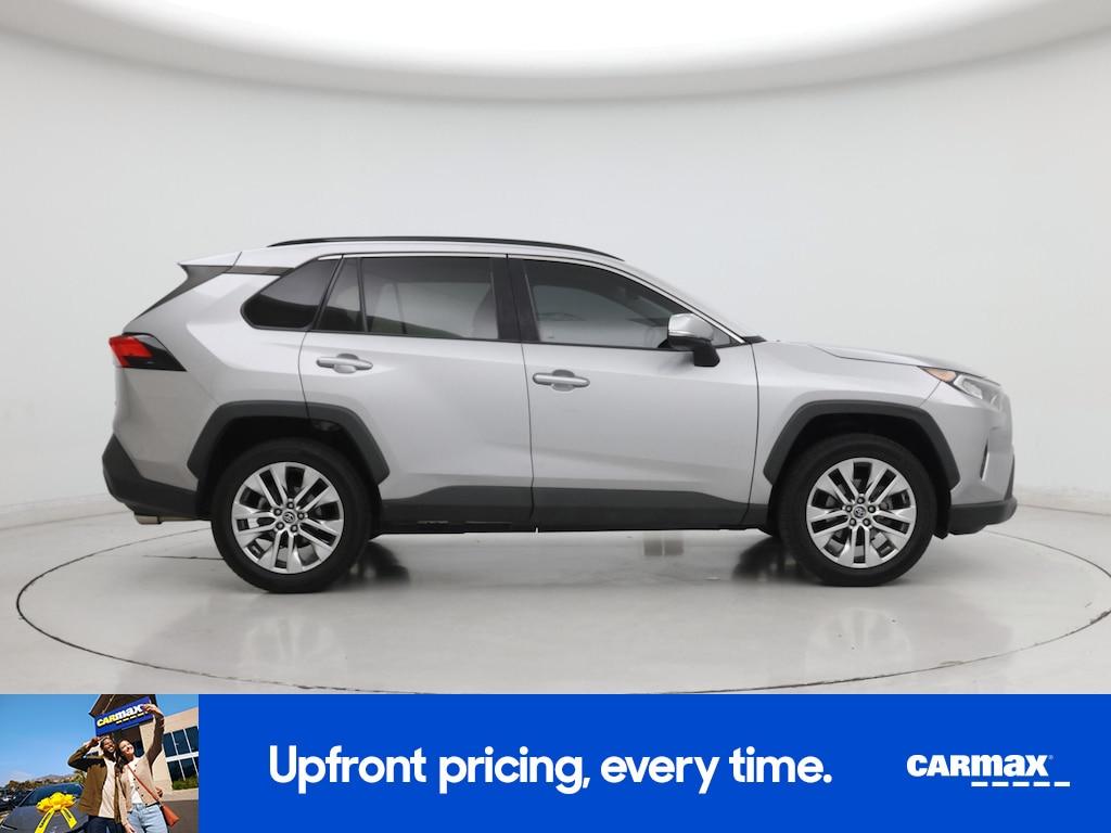 used 2020 Toyota RAV4 car, priced at $26,998