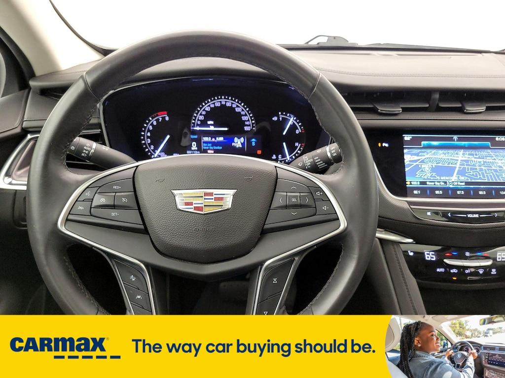 used 2017 Cadillac XT5 car, priced at $19,998