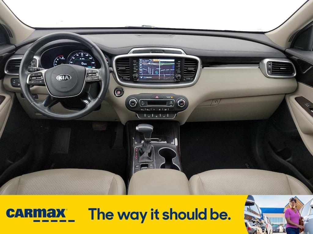 used 2019 Kia Sorento car, priced at $22,998