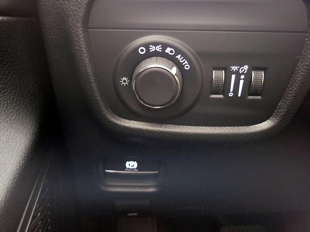used 2024 Jeep Grand Cherokee car, priced at $37,998