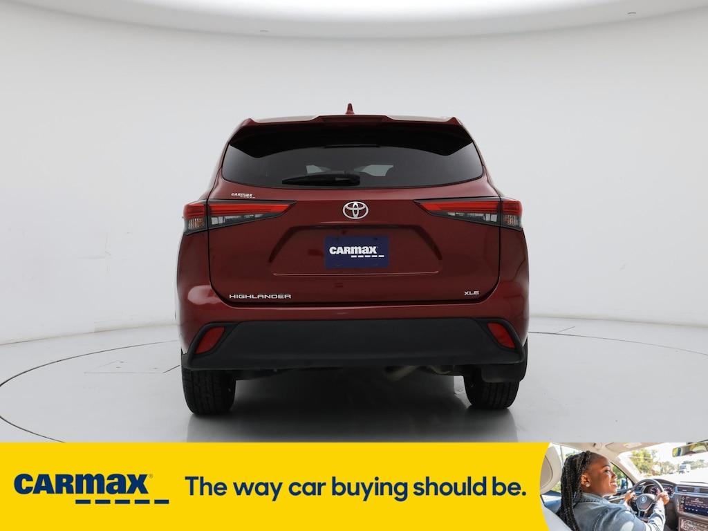 used 2021 Toyota Highlander car, priced at $31,998