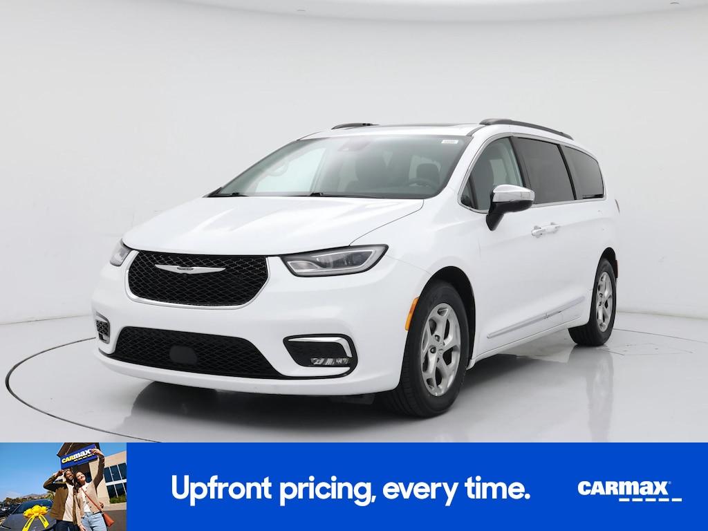 used 2023 Chrysler Pacifica car, priced at $30,998