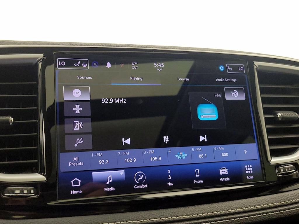 used 2023 Chrysler Pacifica car, priced at $30,998