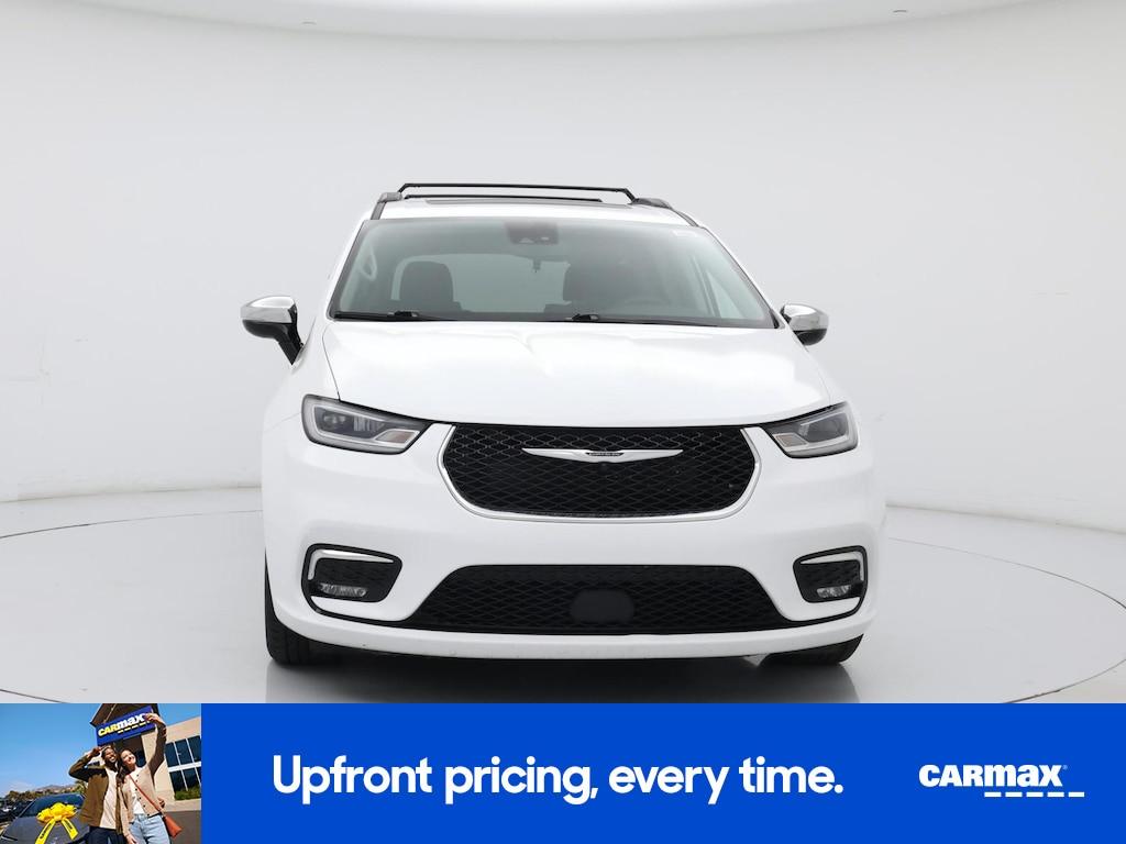 used 2023 Chrysler Pacifica car, priced at $29,998
