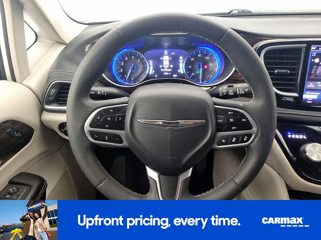used 2023 Chrysler Pacifica car, priced at $29,998