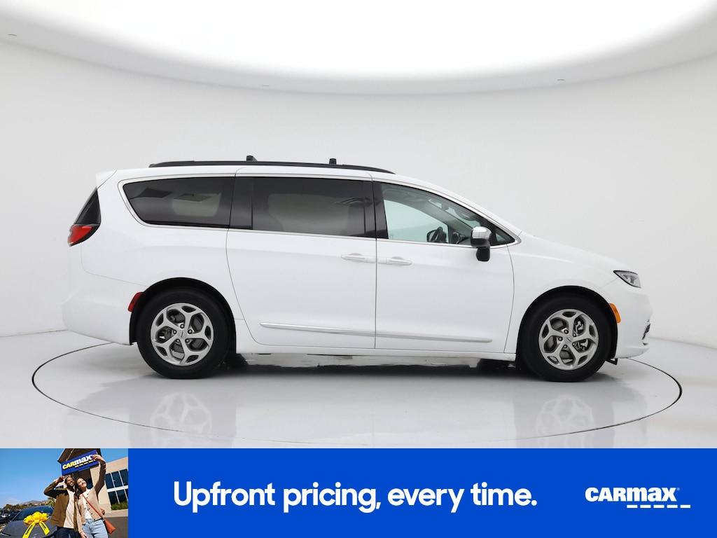 used 2023 Chrysler Pacifica car, priced at $29,998