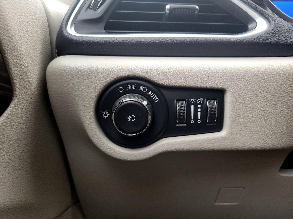 used 2023 Chrysler Pacifica car, priced at $29,998