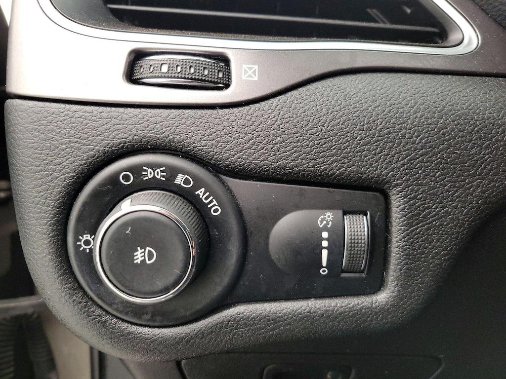 used 2019 Jeep Cherokee car, priced at $19,998