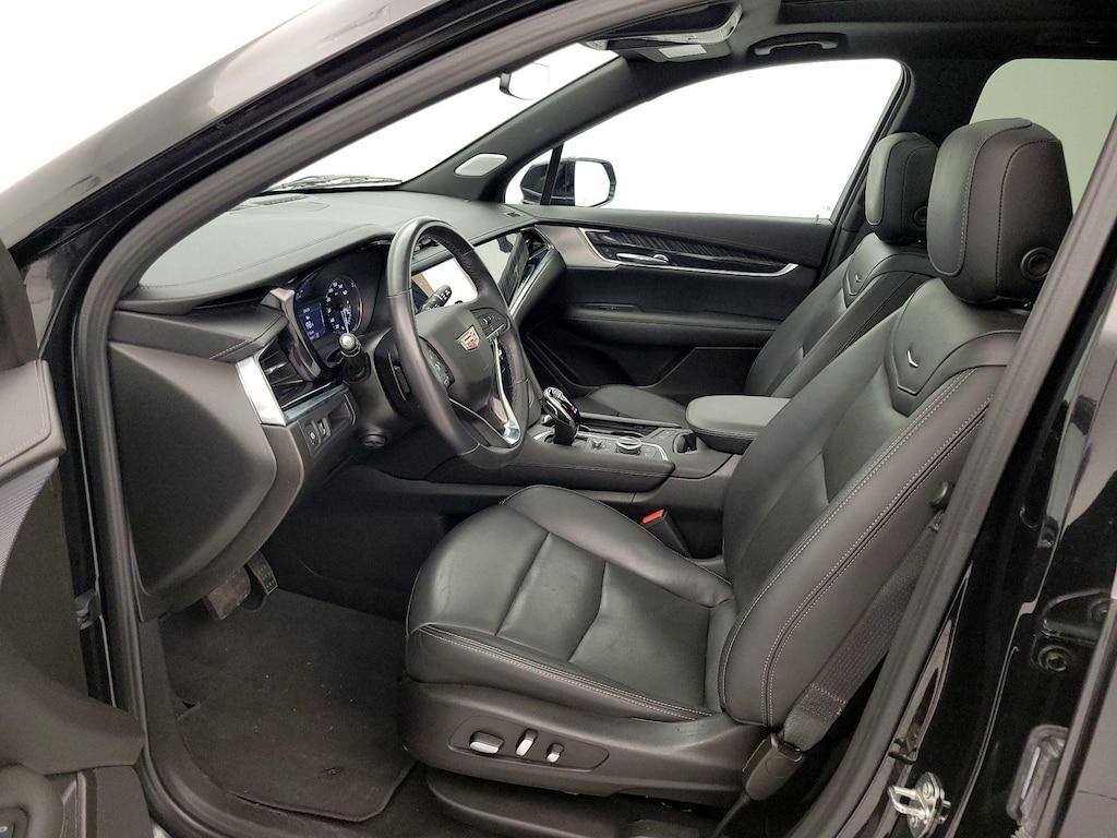 used 2023 Cadillac XT6 car, priced at $40,998