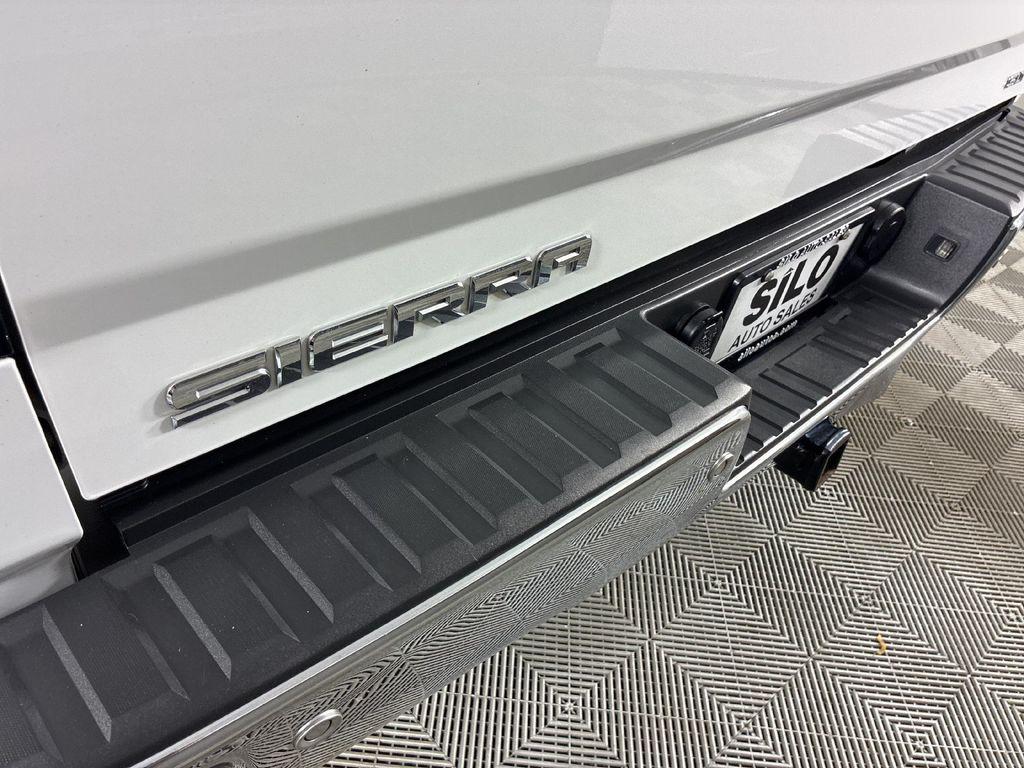 used 2018 GMC Sierra 1500 car, priced at $27,500