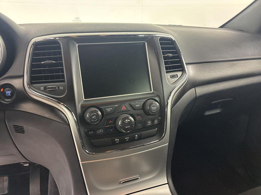 used 2015 Jeep Grand Cherokee car, priced at $11,500