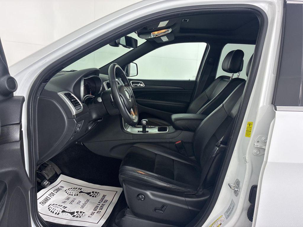 used 2015 Jeep Grand Cherokee car, priced at $11,500