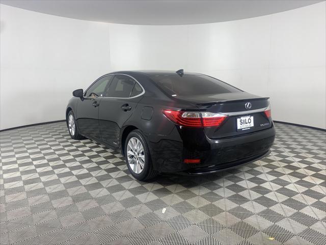 used 2015 Lexus ES 300h car, priced at $11,999