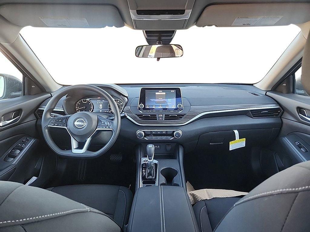 new 2025 Nissan Altima car, priced at $28,339