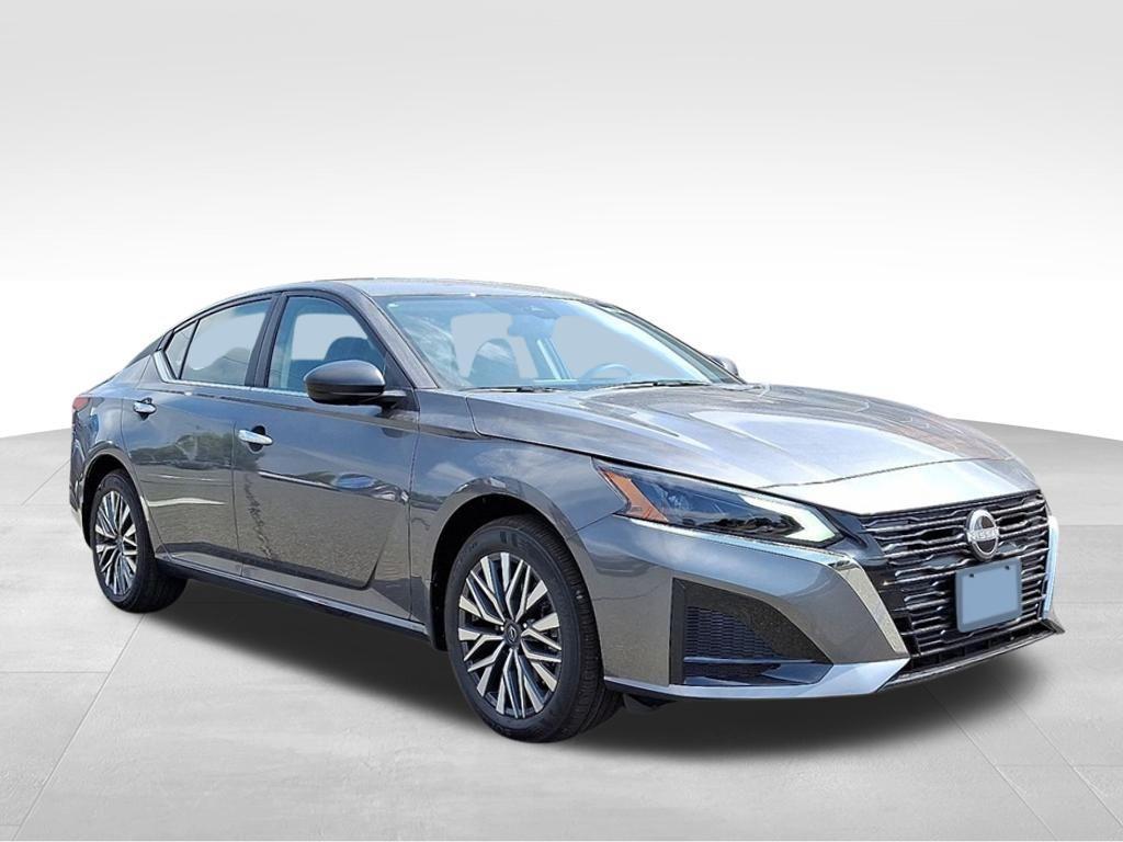 new 2025 Nissan Altima car, priced at $28,339
