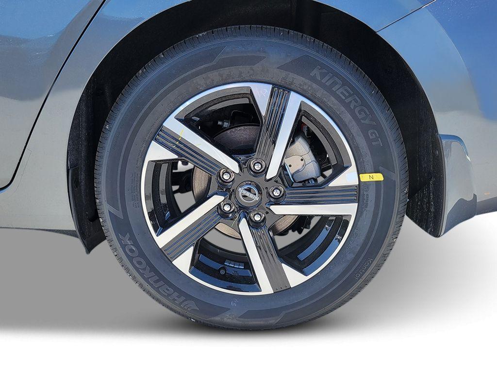 new 2025 Nissan Sentra car, priced at $22,355