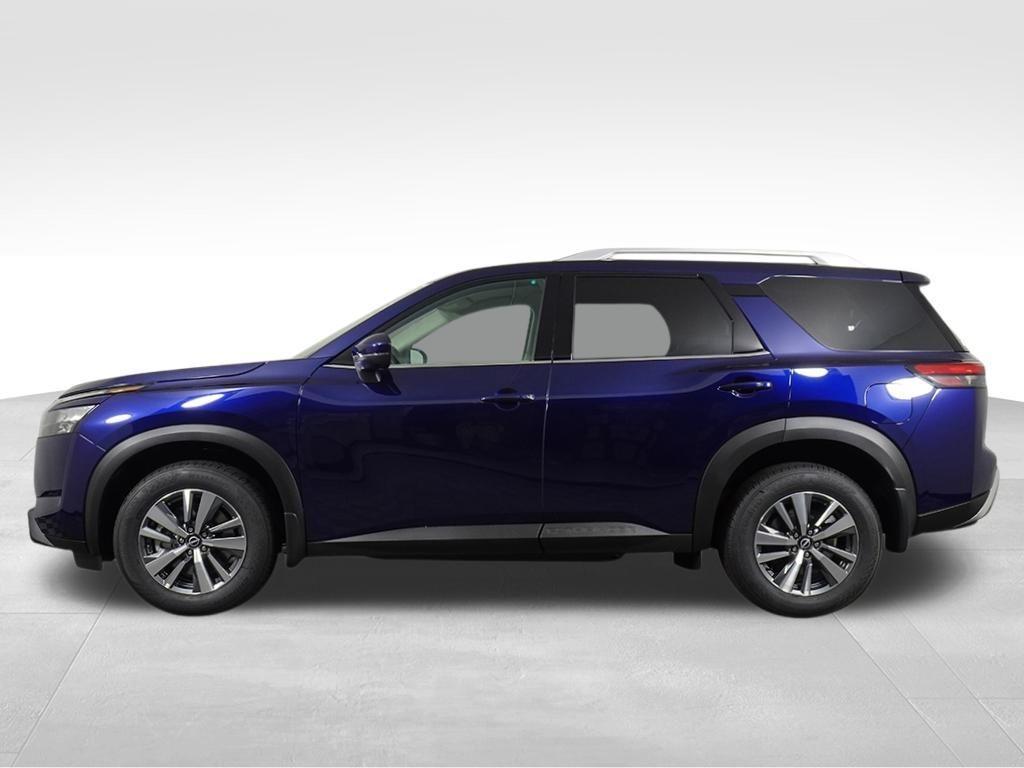 new 2025 Nissan Pathfinder car, priced at $37,544