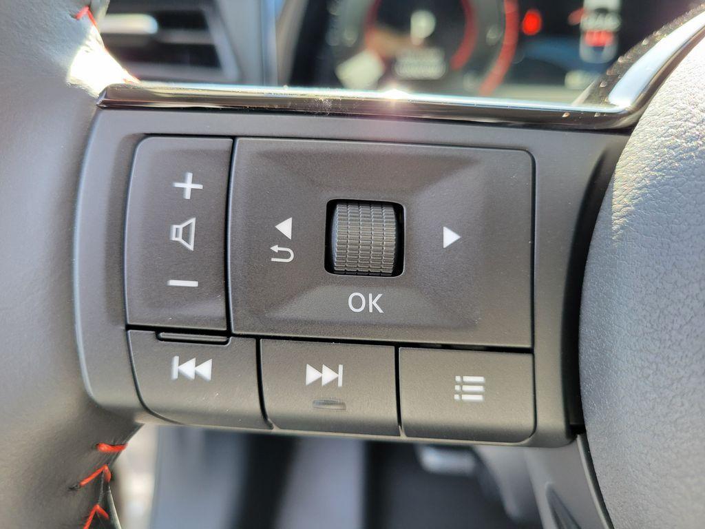 new 2025 Nissan Kicks car, priced at $27,482