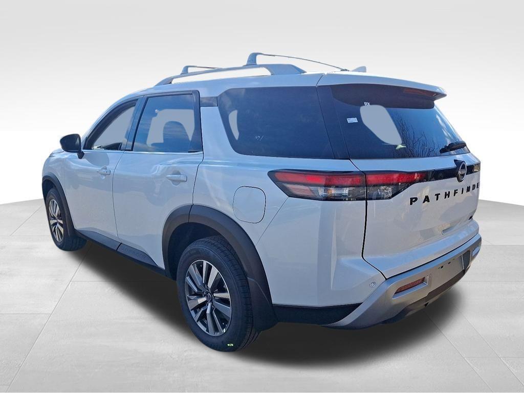 new 2025 Nissan Pathfinder car, priced at $41,821
