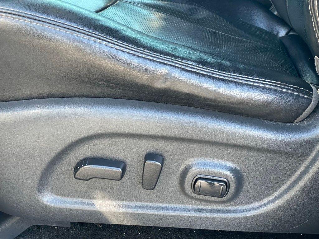 used 2018 Nissan Pathfinder car, priced at $16,357