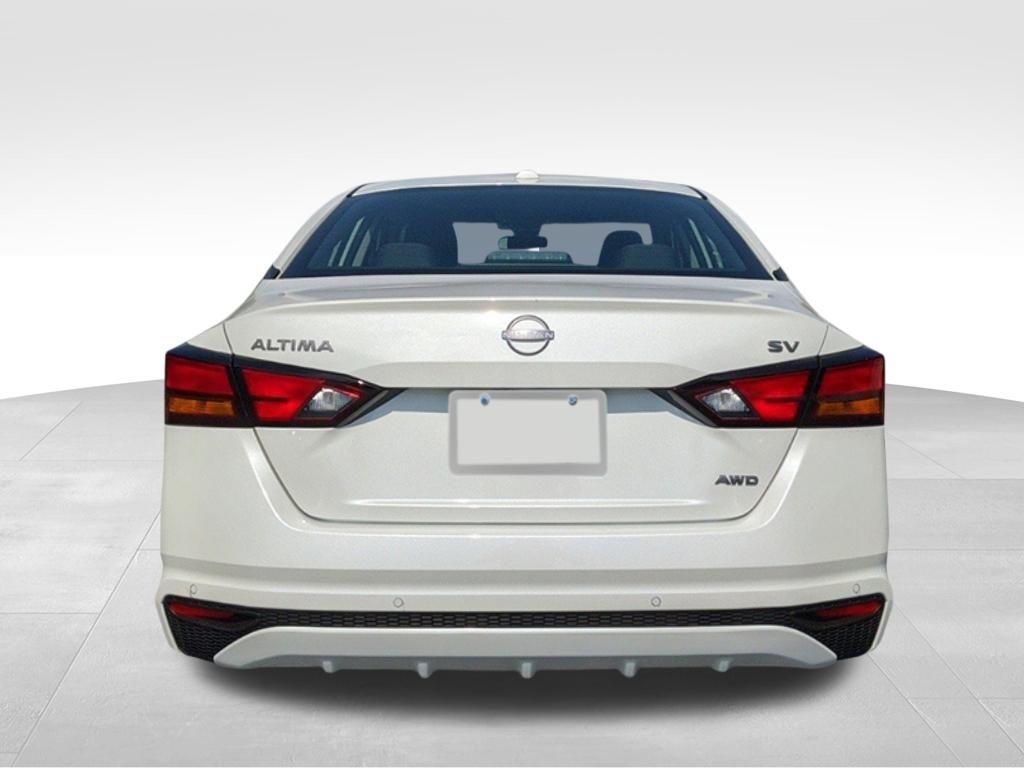 new 2025 Nissan Altima car, priced at $28,781