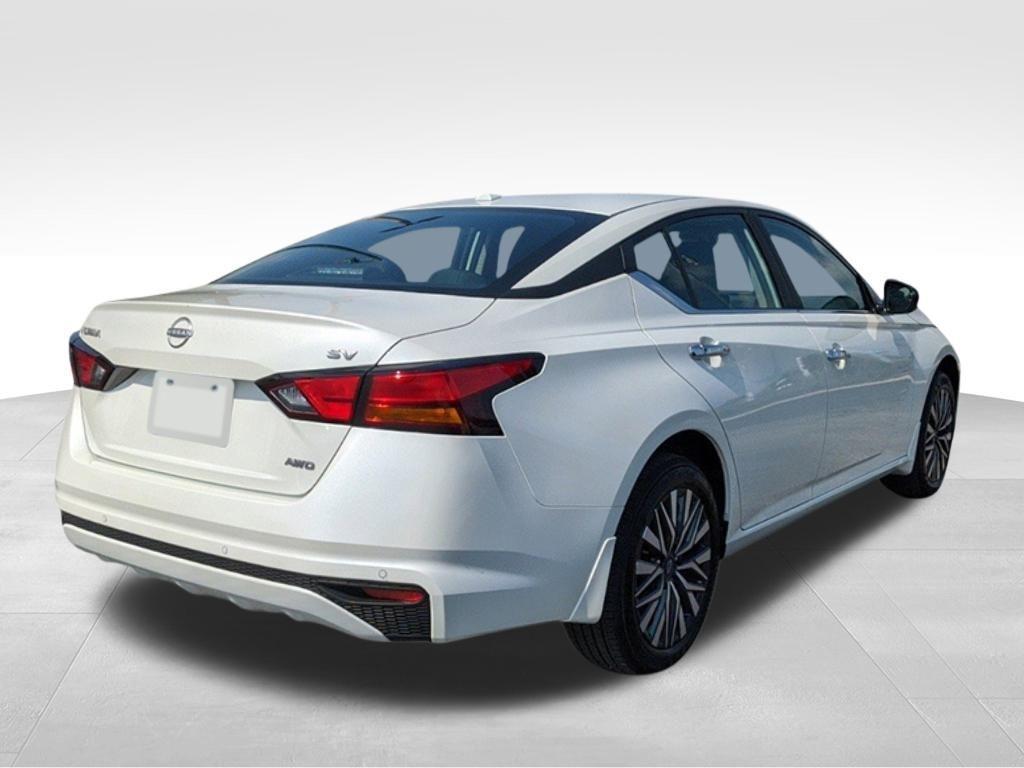 new 2025 Nissan Altima car, priced at $28,781
