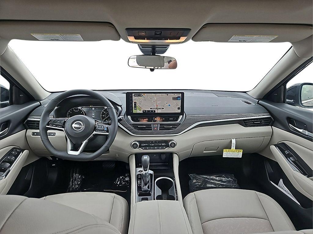 new 2025 Nissan Altima car, priced at $35,034