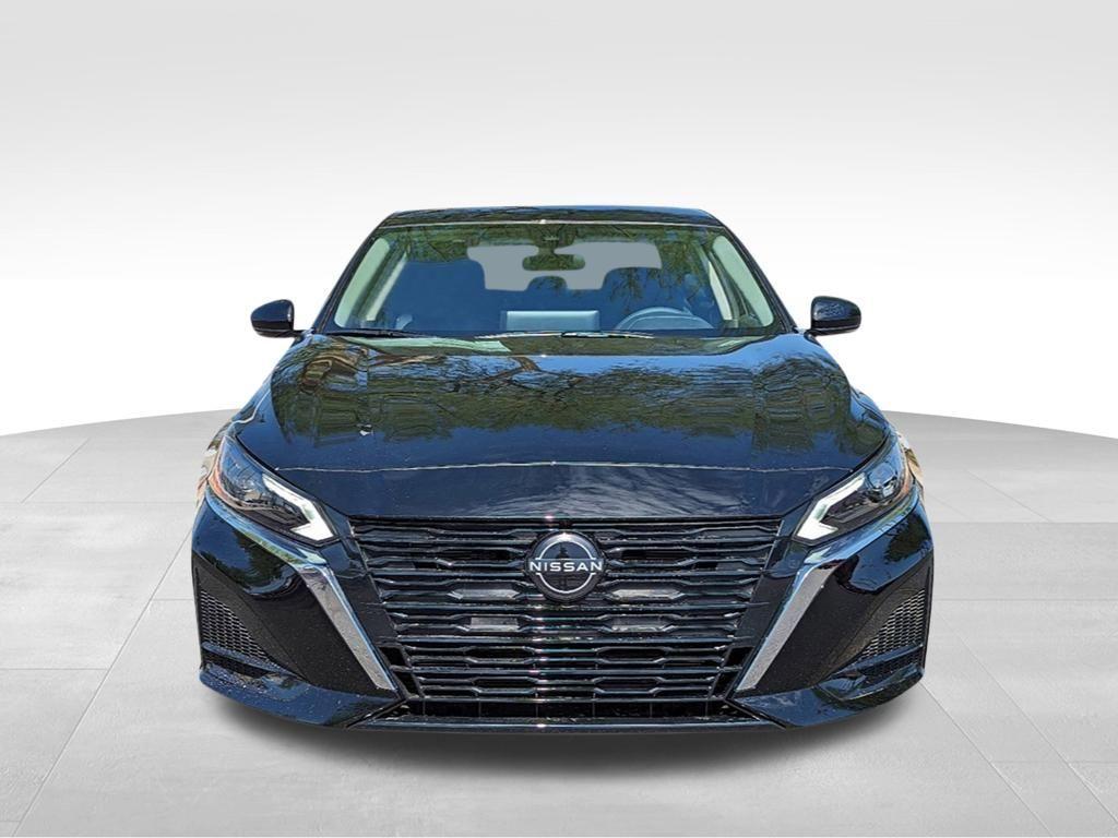 new 2025 Nissan Altima car, priced at $35,034