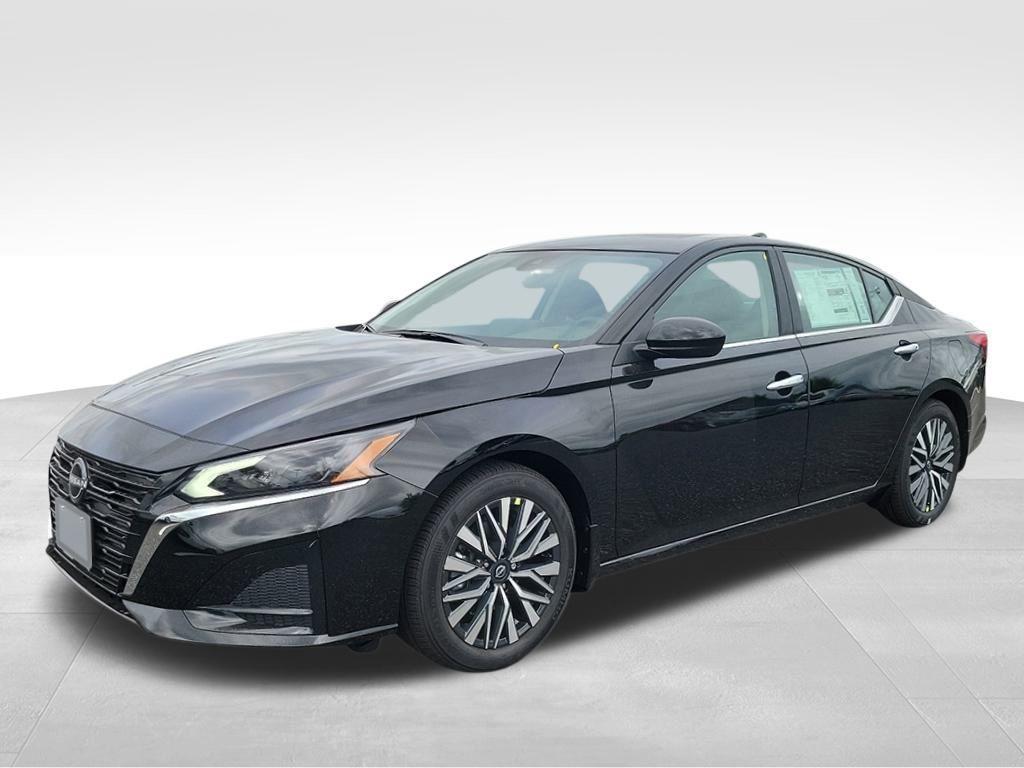 new 2025 Nissan Altima car, priced at $30,097