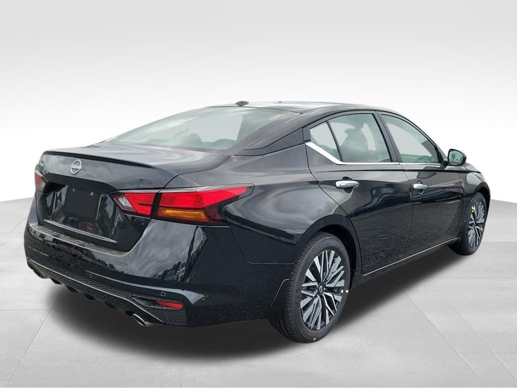 new 2025 Nissan Altima car, priced at $30,097
