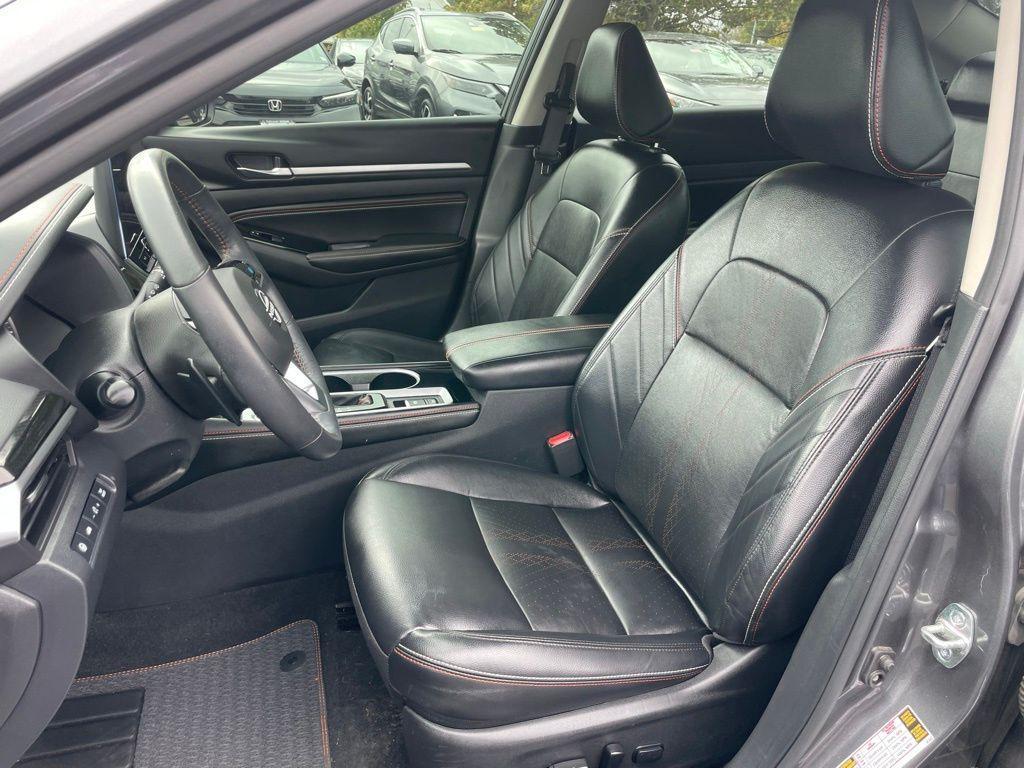 used 2023 Nissan Altima car, priced at $22,990