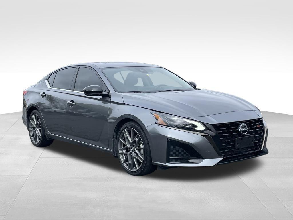 used 2023 Nissan Altima car, priced at $22,990