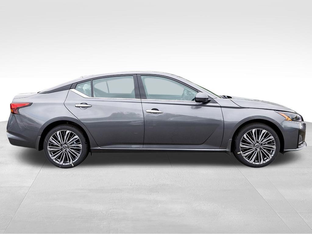 new 2025 Nissan Altima car, priced at $34,355