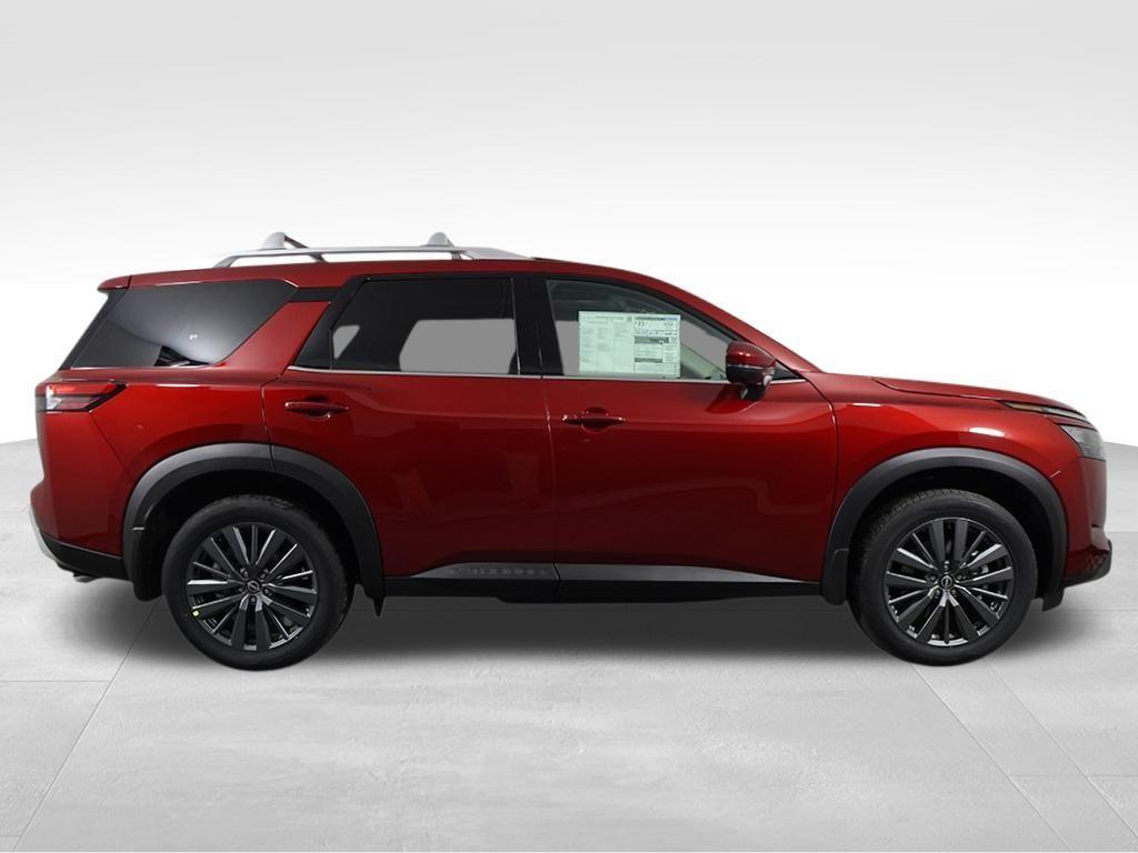 new 2025 Nissan Pathfinder car, priced at $46,824