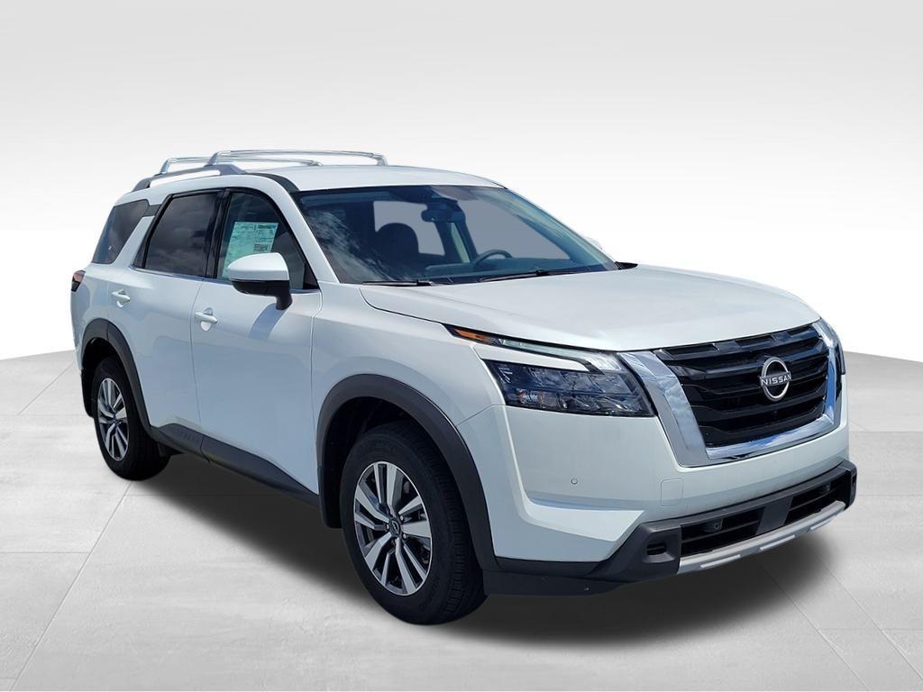 new 2025 Nissan Pathfinder car, priced at $38,314