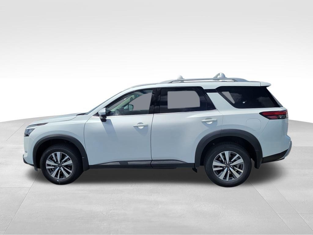 new 2025 Nissan Pathfinder car, priced at $38,314