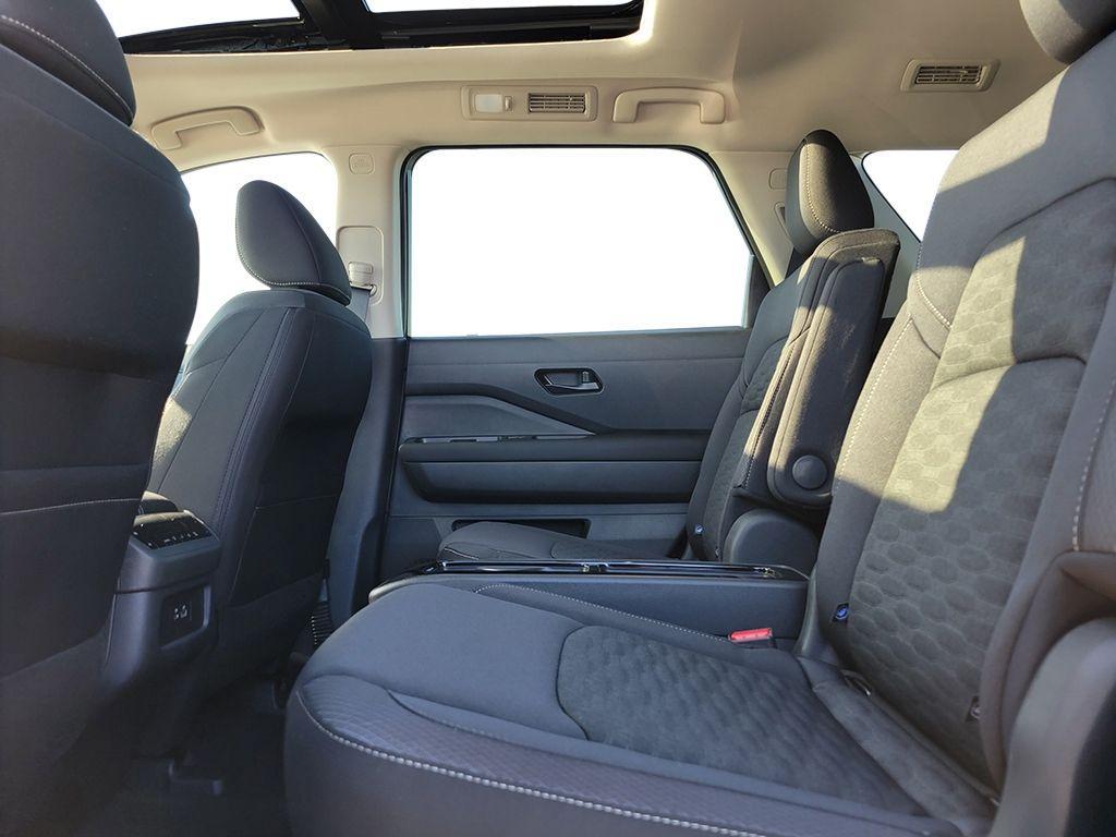 new 2025 Nissan Pathfinder car, priced at $40,330