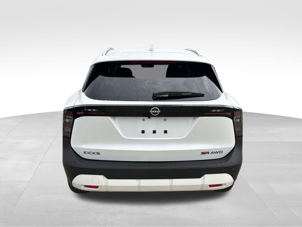 new 2025 Nissan Kicks car, priced at $29,007