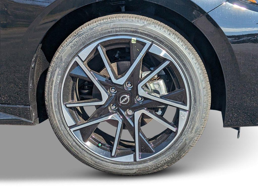new 2025 Nissan Sentra car, priced at $27,711