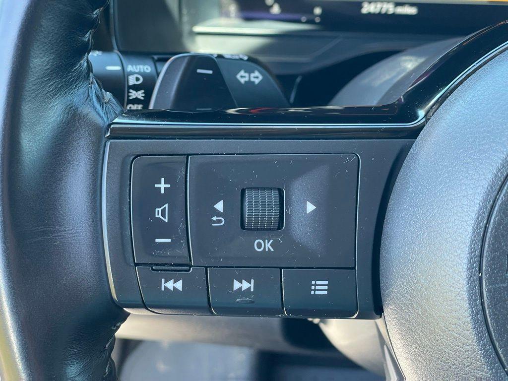 used 2022 Nissan Pathfinder car, priced at $34,962