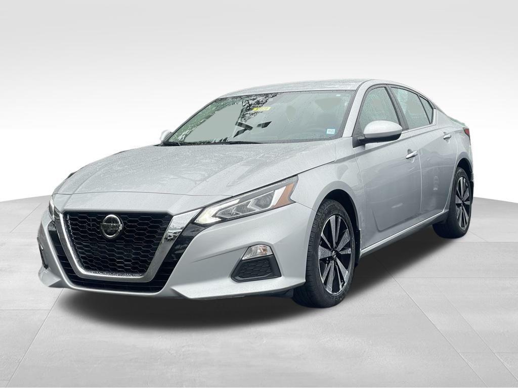 used 2022 Nissan Altima car, priced at $19,600