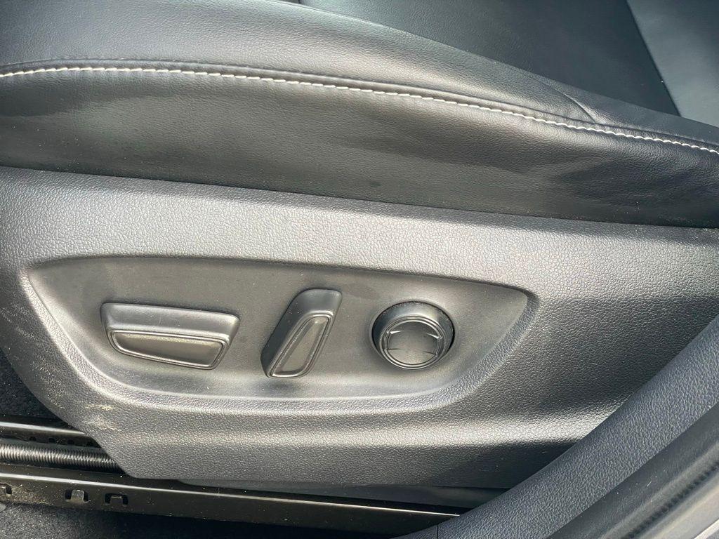 used 2021 Toyota Prius Prime car, priced at $18,006