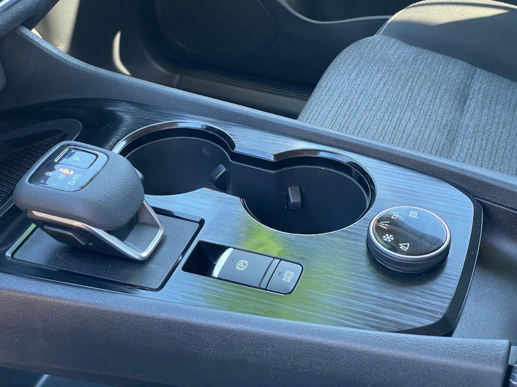 used 2021 Nissan Rogue car, priced at $19,204