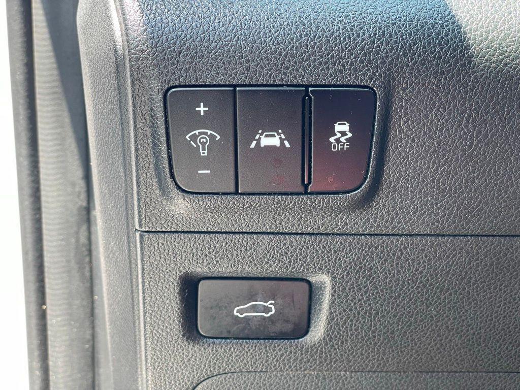 used 2022 Kia K5 car, priced at $25,409