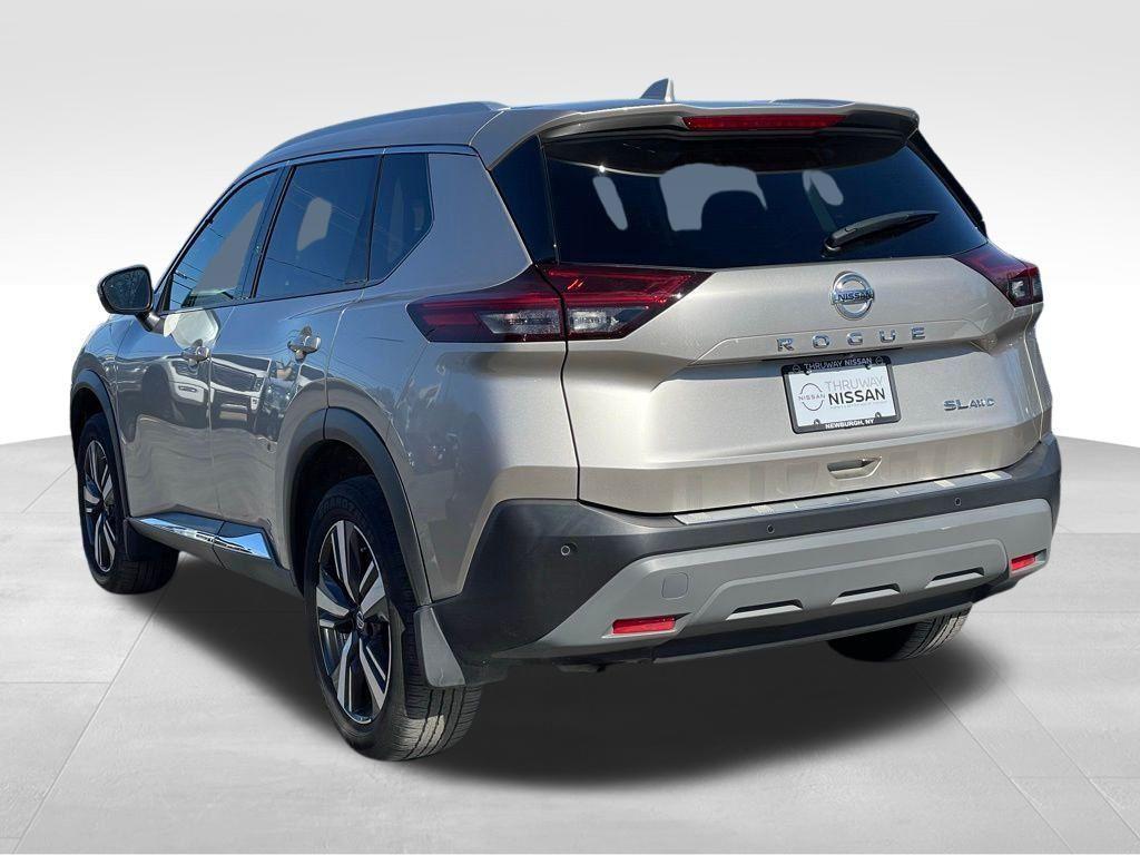 used 2021 Nissan Rogue car, priced at $24,888