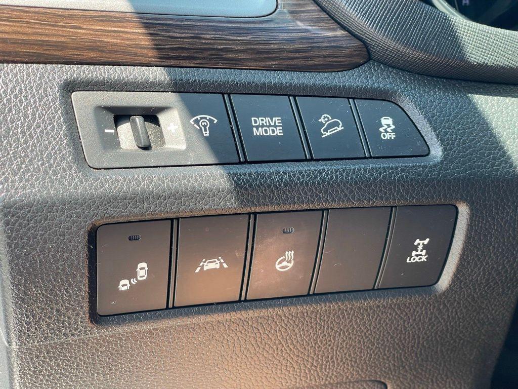 used 2017 Hyundai Santa Fe Sport car, priced at $17,095