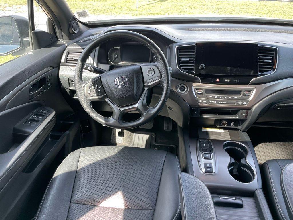 used 2022 Honda Passport car, priced at $32,289